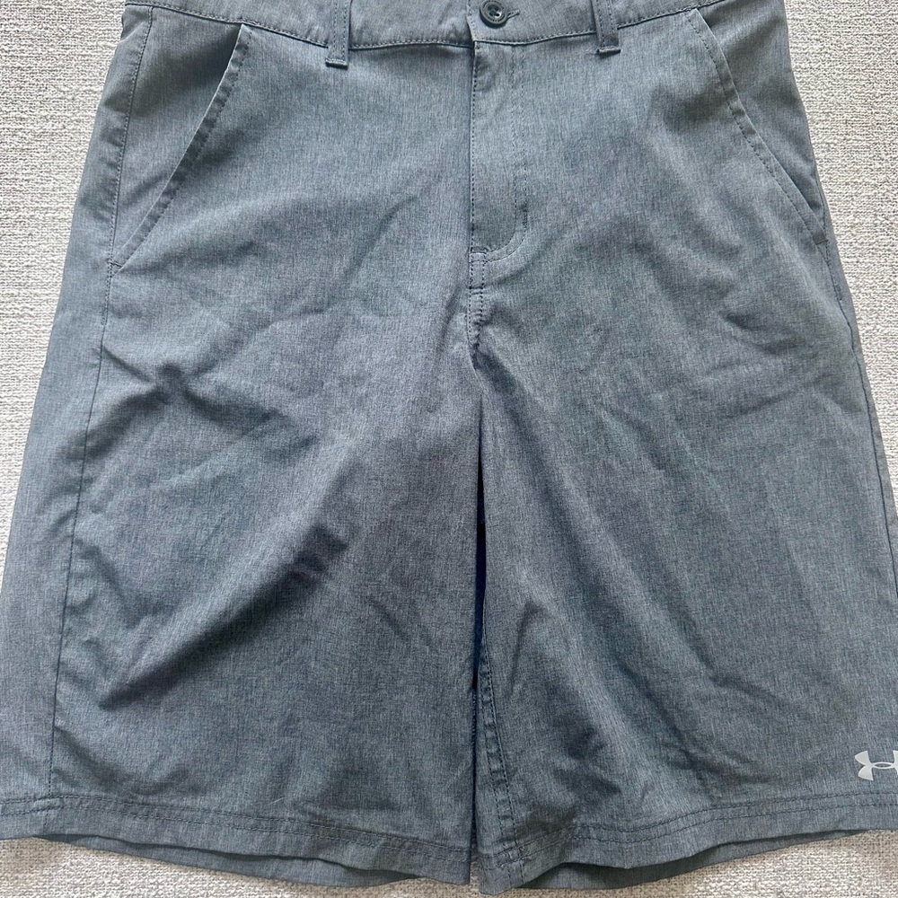 Under Armour Gray Athletic Shorts Lightweight Performance